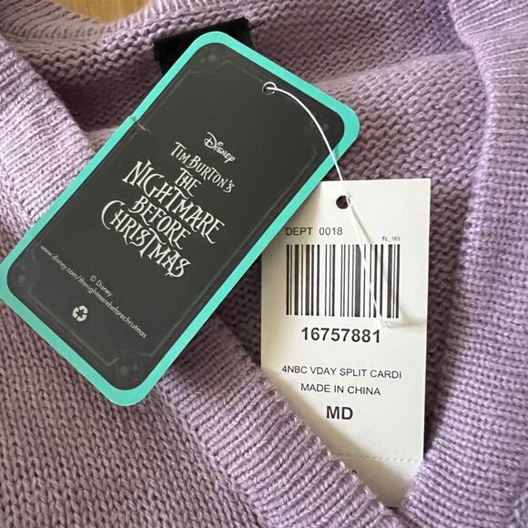 Disney The Nightmare Before Christmas Jack & Sally Sweater Size M NWT - Picture 8 of 8